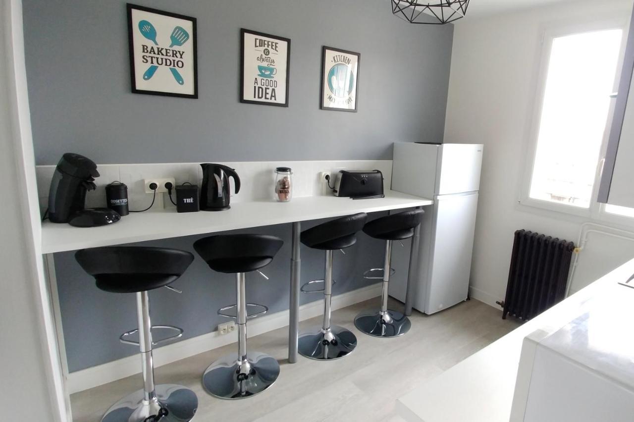 T3 Bord Centre Ville - 4Eme Etage - Fetes Interdites Бурж Екстериор снимка